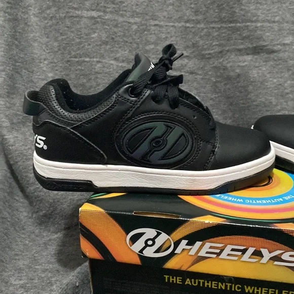 HEELYS - Picture 6 of 13